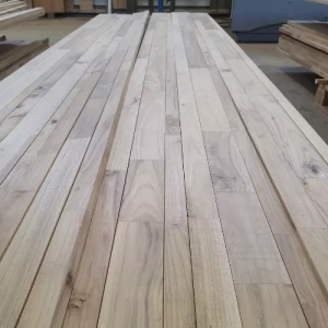 Photo de lames de terrasses proposées en vente par Nobylis